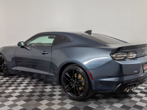Used 2019 Chevrolet Camaro LT w/ 1LE Track Performance Package RWD image 4