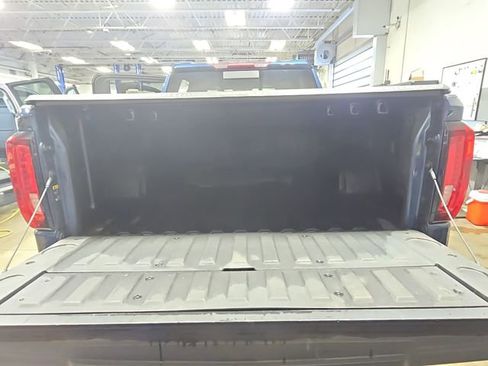 Used 2021 GMC Sierra 1500 SLT w/ SLT Premium Plus Package image 15