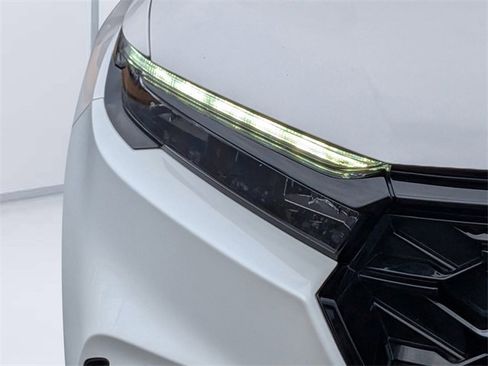 Used 2025 Honda CR-V Sport-L image 9