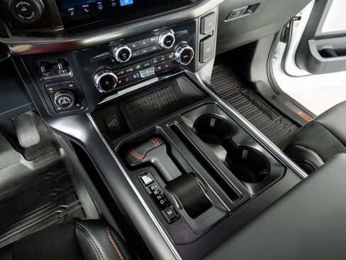 Used 2025 Ford F150 Raptor image 19