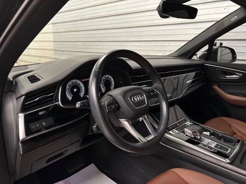 Used 2021 Audi Q7 3.0T Premium Plus w/ Premium Plus Package AWD/4WD image 14