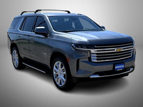 Certified 2021 Chevrolet Tahoe High Country AWD/4WD image 3