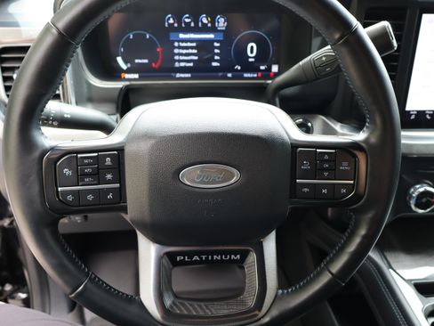 Used 2025 Ford F450 Platinum w/ FX4 Off-Road Package AWD/4WD image 27