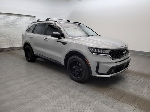 Used 2022 Kia Sorento EX w/ Panoramic Sunroof Package FWD image 11
