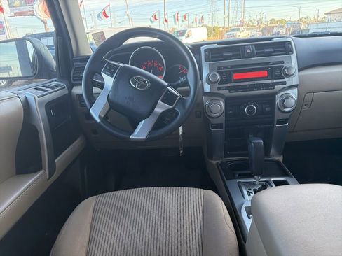 Used 2011 Toyota 4Runner SR5 image 11