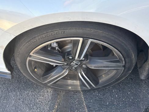 Used 2023 Honda Accord Sport image 8