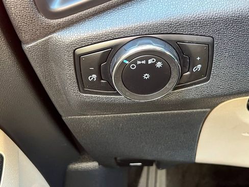 Used 2018 Ford EcoSport S image 30