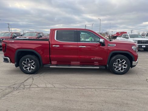 Used 2023 GMC Sierra 1500 SLT w/ SLT Premium Plus Package image 4