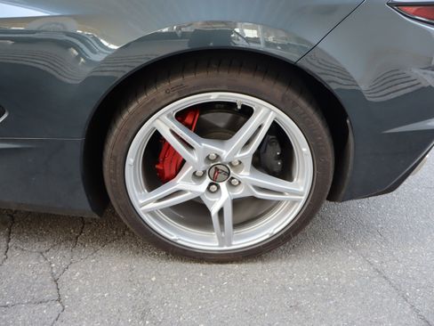 Used 2021 Chevrolet Corvette Stingray Coupe w/ Battery Protection Package image 34