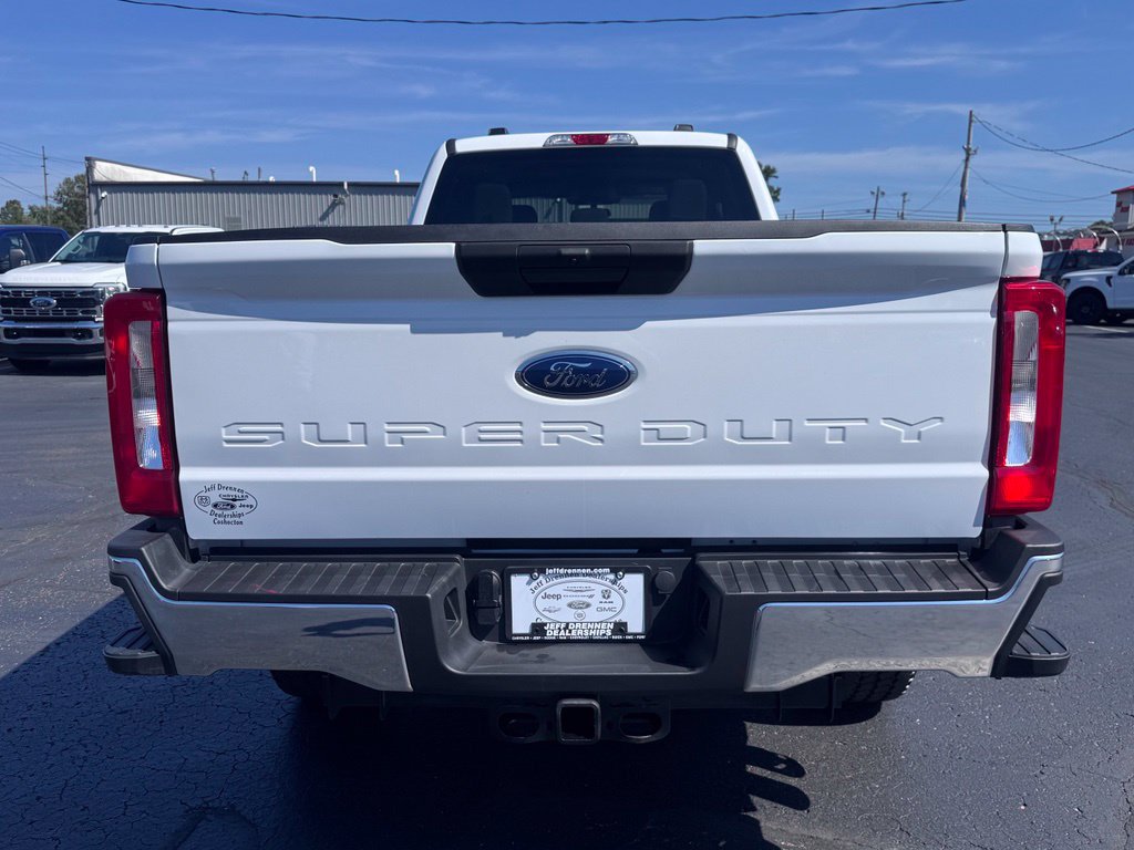 Used 2026 Ford F250 XLT AWD/4WD image 6