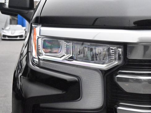 Used 2025 Chevrolet Silverado 1500 High Country w/ Technology Package image 29