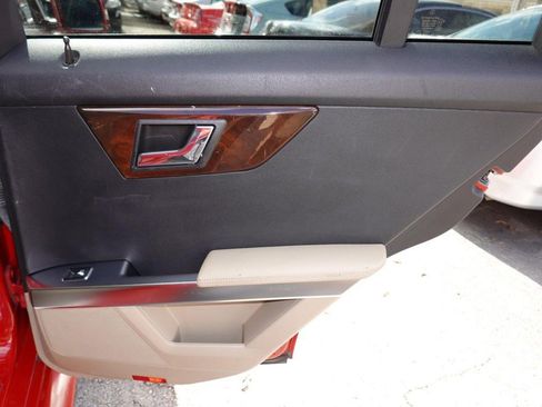 Used 2010 Mercedes-Benz GLK 350 2WD image 23