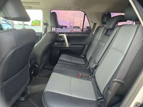 Used 2022 Toyota 4Runner SR5 Premium w/ Moonroof Package AWD/4WD image 13