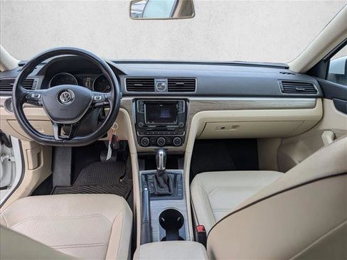 Used 2016 Volkswagen Passat 1.8T SE image 18