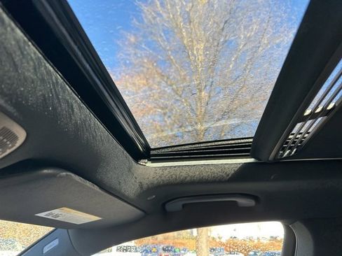 Used 2025 Mercedes-Benz GLE 450 GLE 450 image 23