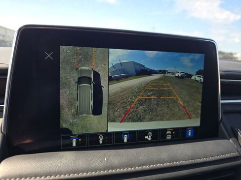 Used 2023 Chevrolet Tahoe LT w/ Luxury Package image 18