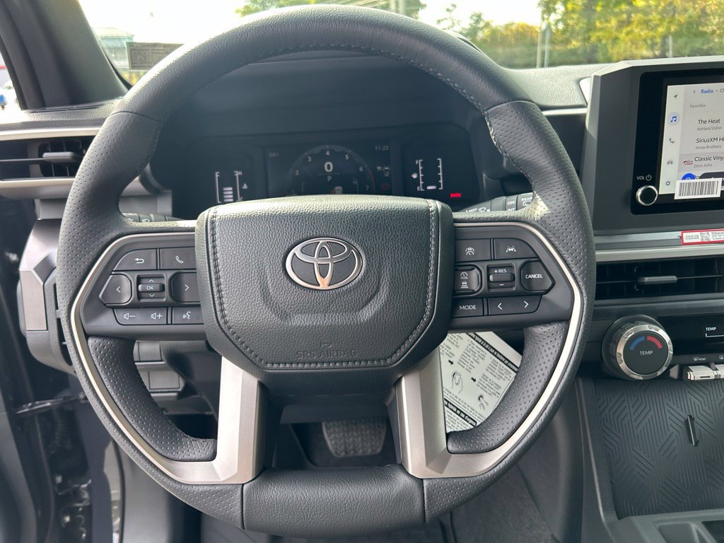 New 2026 Toyota 4Runner SR5 AWD/4WD image 14