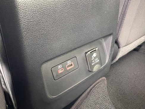 Used 2023 Nissan Frontier SV w/ SV Convenience Package AWD/4WD image 15