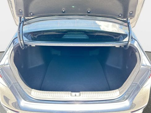 Used 2024 Honda Accord EX-L image 9