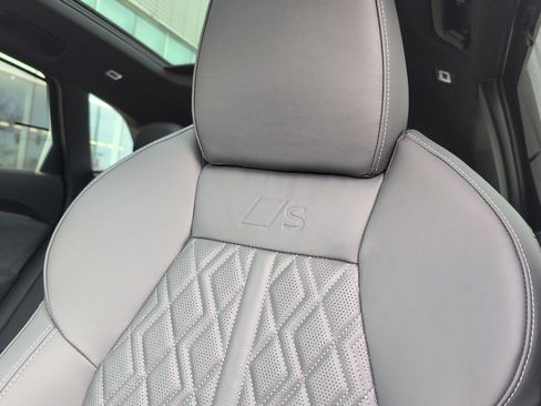 New 2025 Audi SQ5 Prestige image 35