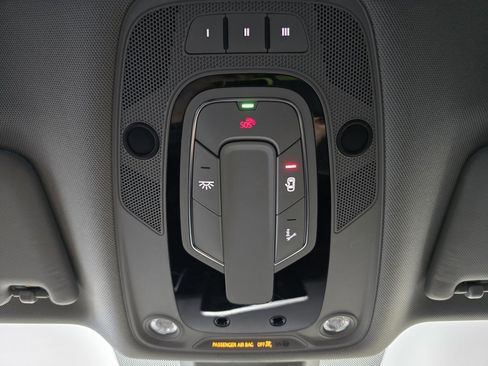 Used 2020 Audi Q5 e Premium image 19