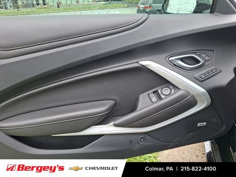 Used 2022 Chevrolet Camaro SS RWD image 14