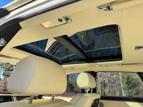 Used 2013 Rolls-Royce Ghost REAR THEATRE / MASSAGE SEATS / image 62