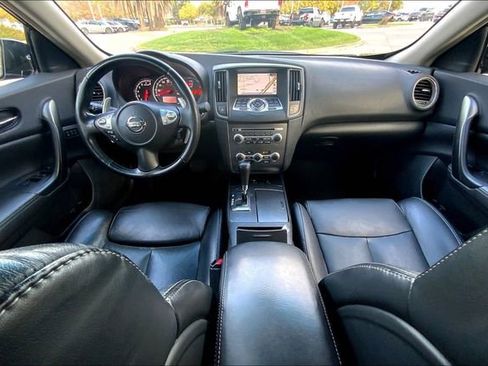 Used 2011 Nissan Maxima 3.5 SV w/ Sport Pkg image 14
