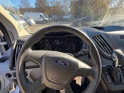 Used 2018 Ford Transit 350 XL RWD image 11