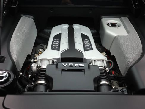 Used 2009 Audi R8 V8 image 38