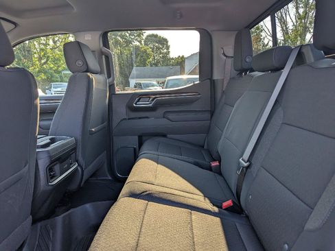 New 2026 Chevrolet Silverado 1500 LT Trail Boss w/ Safety Package AWD/4WD image 40