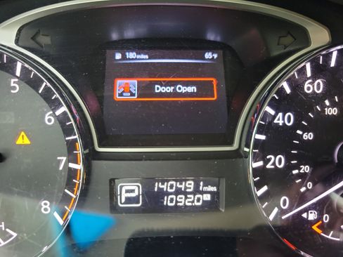 Used 2013 Nissan Altima 3.5 SL FWD image 14