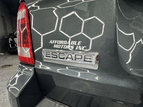 Used 2009 Ford Escape Limited image 35