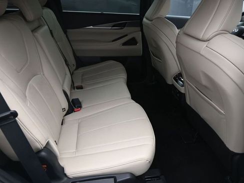 Used 2023 INFINITI QX60 Luxe w/ Vision Package image 39