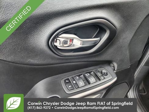 Used 2022 Jeep Cherokee Latitude Lux AWD/4WD image 20