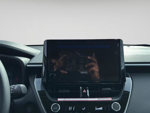 New 2026 Toyota Corolla Cross LE image 3