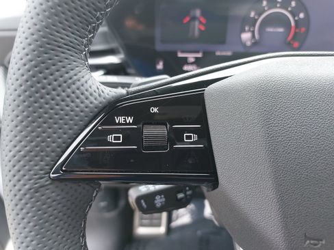 New 2026 Audi SQ5 Premium Plus AWD/4WD image 17