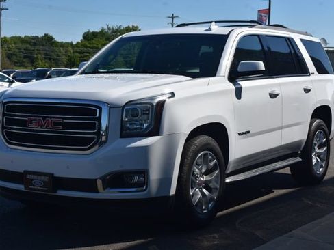 Used 2019 GMC Yukon SLE w/ SLE Value Package AWD/4WD image 17