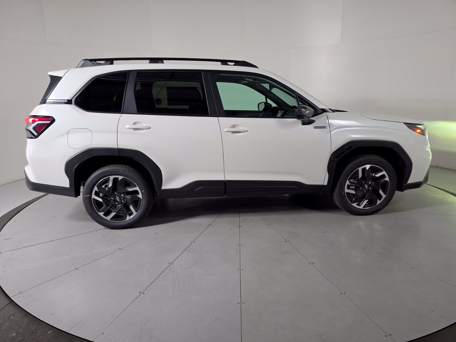 New 2026 Subaru Forester Premium AWD/4WD image 6