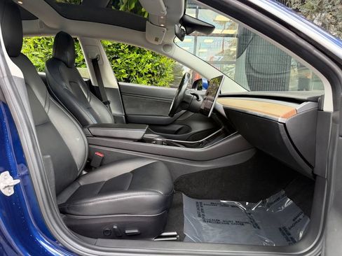 Used 2018 Tesla Model 3 Long Range AWD/4WD image 33