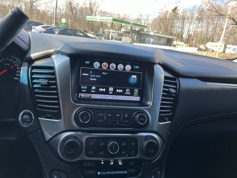 Used 2018 Chevrolet Tahoe Premier image 29