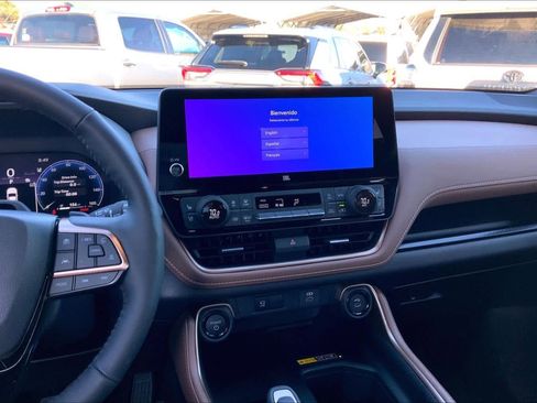 Used 2026 Toyota Grand Highlander AWD Hybrid image 6