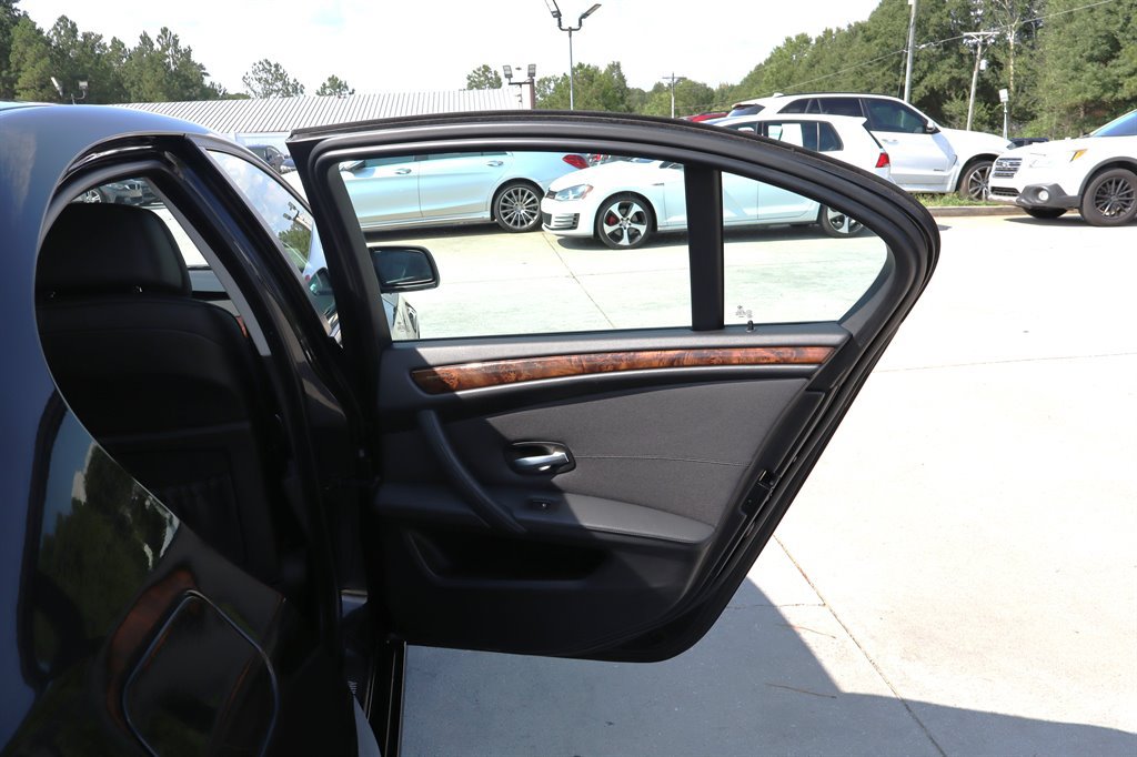 Used 2010 BMW 535i Sedan RWD image 32