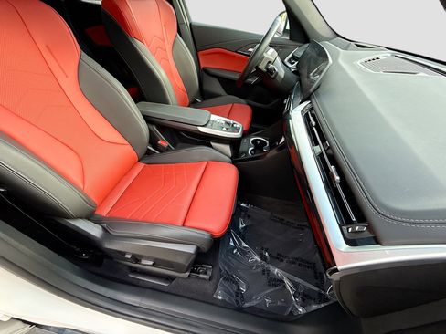 Used 2025 BMW X1 xDrive28i w/ Technology Package AWD/4WD image 14