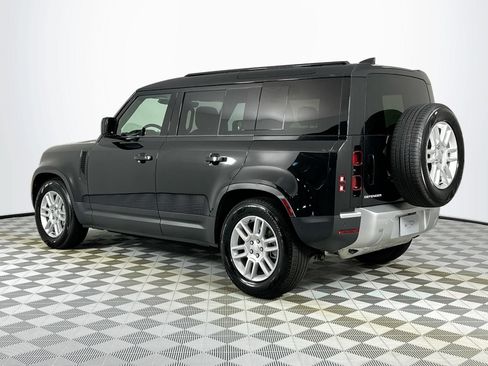 Used 2025 Land Rover Defender 110 S AWD/4WD image 7