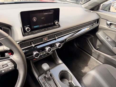 Certified 2025 Honda Civic Sport image 18