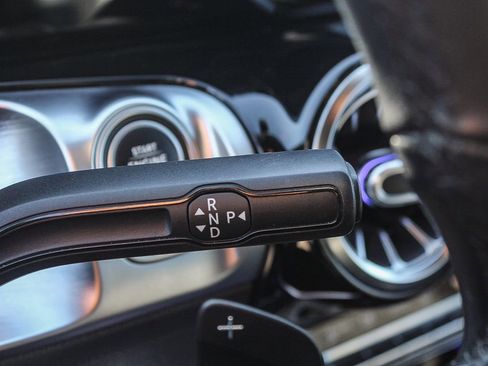 Used 2021 Mercedes-Benz GLB 250 image 20