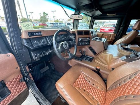 Used 2001 HUMMER H1 4-Door Open Top image 19