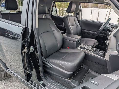 Used 2023 Toyota 4Runner TRD Sport w/ Technology Package AWD/4WD image 22