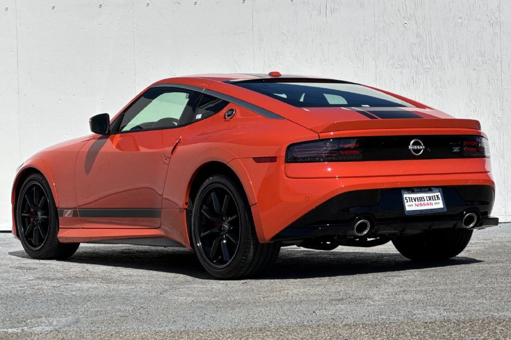 Used 2024 Nissan Z Performance w/ Heritage Edition RWD image 5